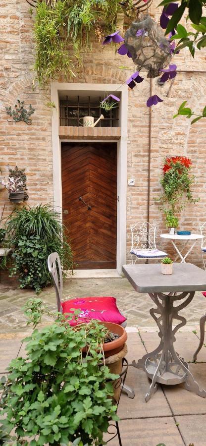 Appartement Il Giardino Segreto à Ferrare Extérieur photo